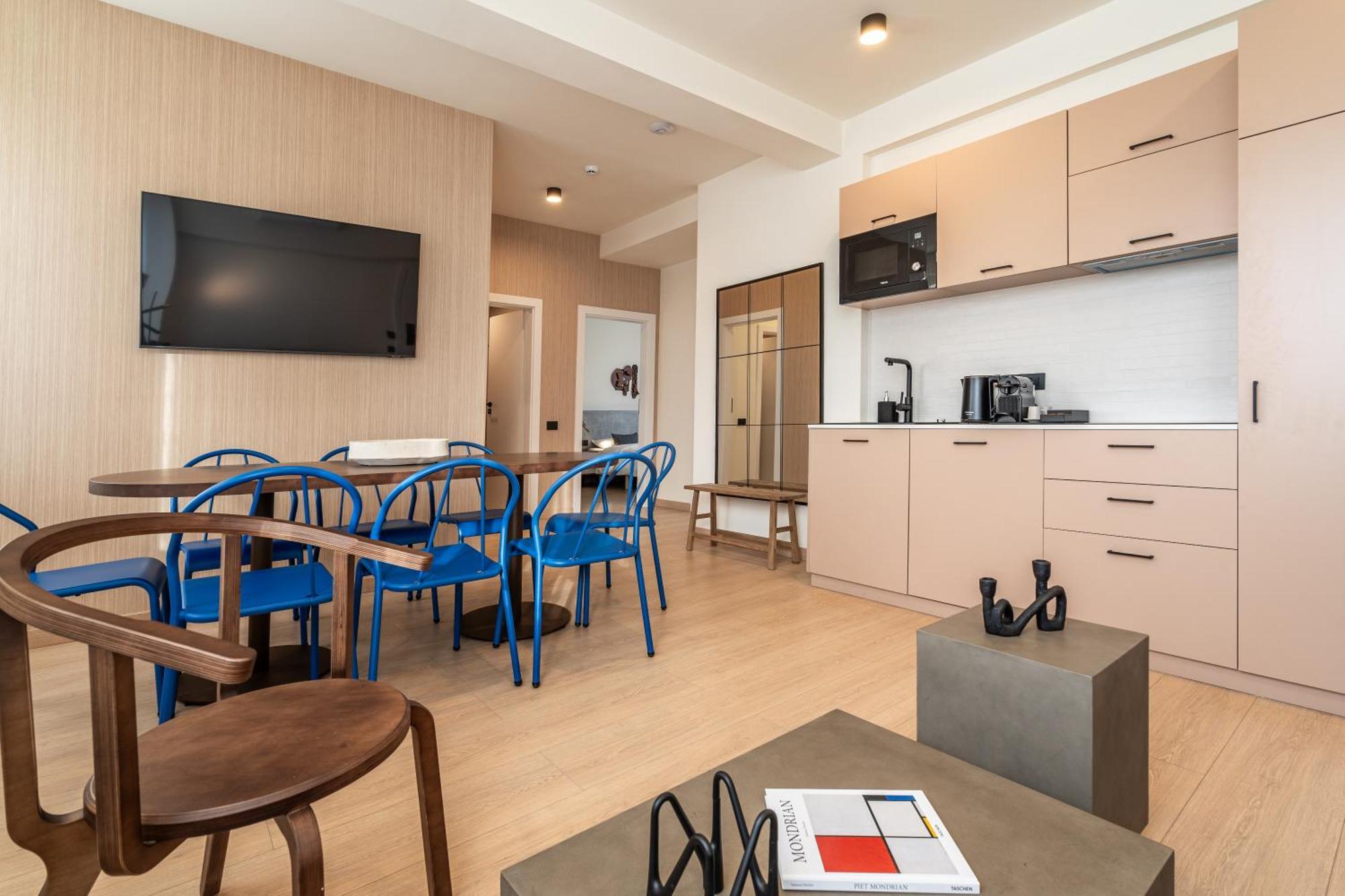 Old Town Apartments By Olala Homes Букурещ Екстериор снимка